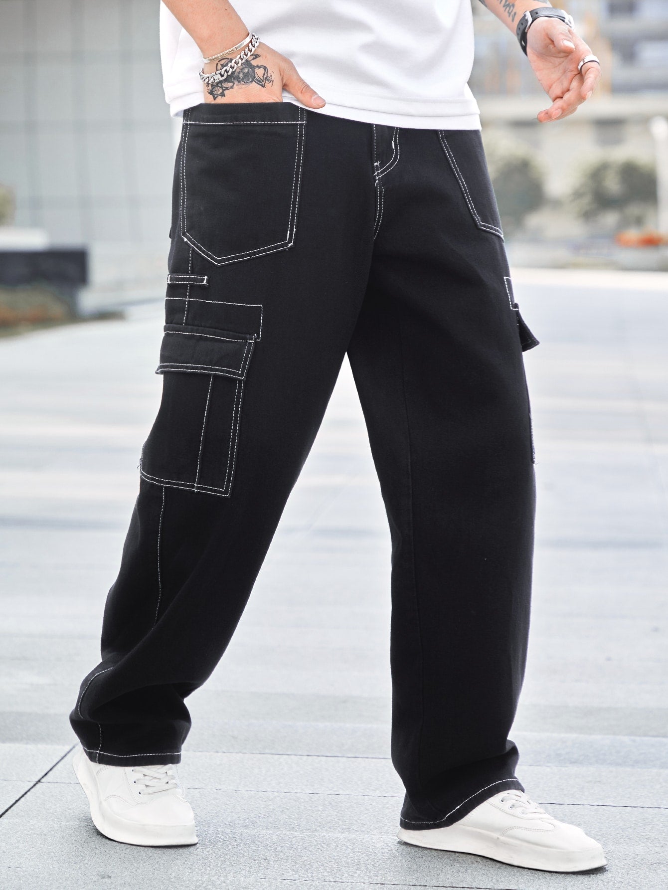 Men Top stitching Flap Pocket Side Cargo Jeans
